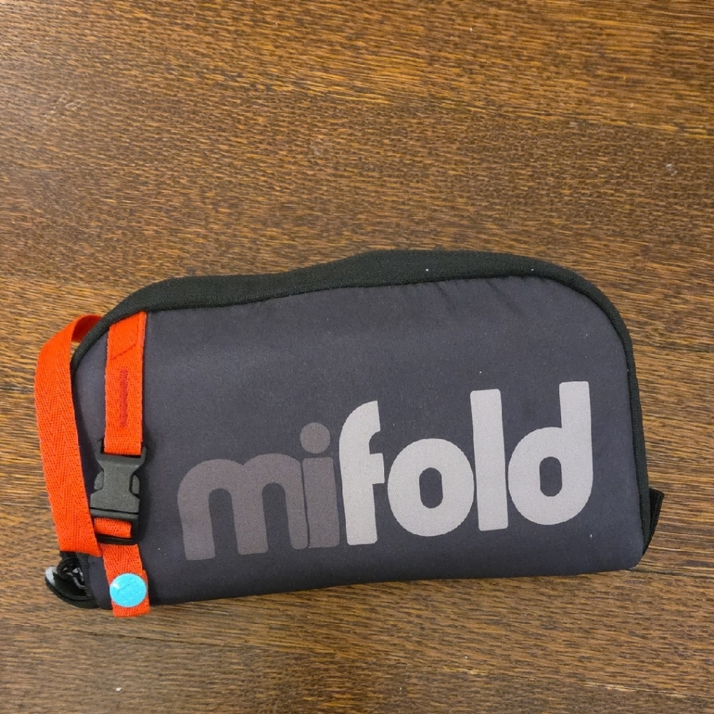 Black and Red Kids Booster Seat